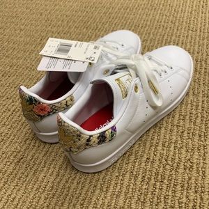 Adidas Stan Smith size 7.5